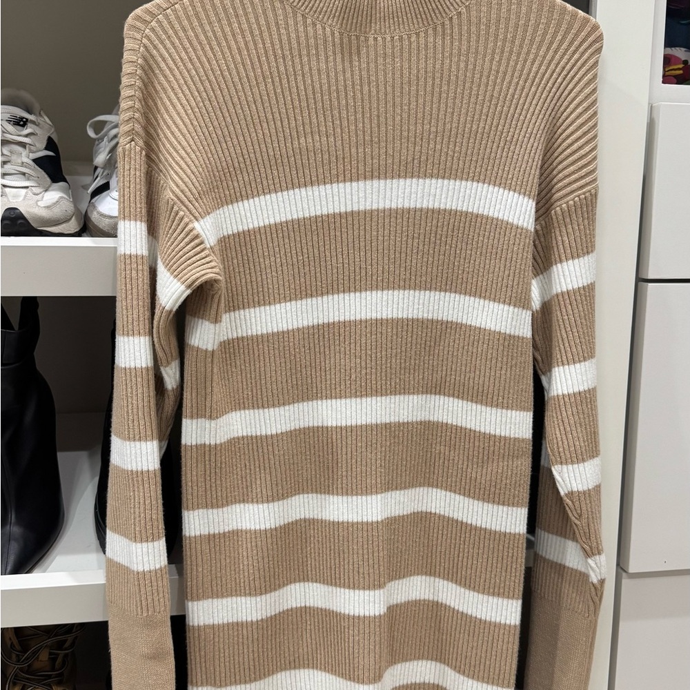 Abercrombie & Fitch Tan and White Turtleneck Sweater Dress